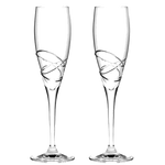 These Skye 2 x 25cl Champagne Flutes have been designed by Royal Scot Crystal.