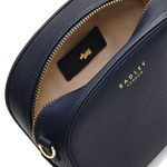 radley h1304401 arden crescent bag small 851ce2de da8a 4102 af82 b14aa16695e2