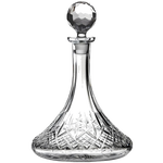 This Royal Scot Crystal London 85cl Ships Decanter has been crafted out of hand-cut crystal.