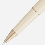 The nib of the Meisterstück Doué Classique Ivory Romeo & Juliet Rollerball Pen.