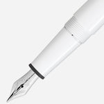 The nib on the Meisterstück Classique White Fountain Pen F.