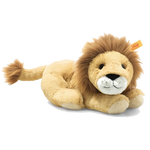 Steiff's Soft Cuddly Friends Liam the Lion 26 cm is made out of soft plush with a bean bag and synthetic plush filling with safety eyes and an embroidered mouth.