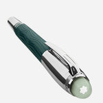 The cap of the Polar Green StarWalker Doué Fountain Pen F.