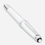 The snowcap emblem at the crown of the Meisterstück Classique White Fountain Pen F.