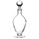 This Royal Scot Crystal Classic Collection 80cl Footed Wine Decanter is perfect for red wine.