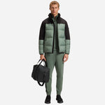 The grab handles on the Oryo Black Holdall with Logo Patch.