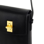 radley 110225 threadneedle street phone crossbody3