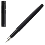 This black fountain pen has been designed by Hugo Boss.