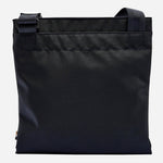 The BOSS Catch 3.0 envelope bag comes with matching dark navy stitching on the back.