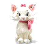This Steiff Disney Aristocats Marie 18cm is made out of a mohair blend with cotton.