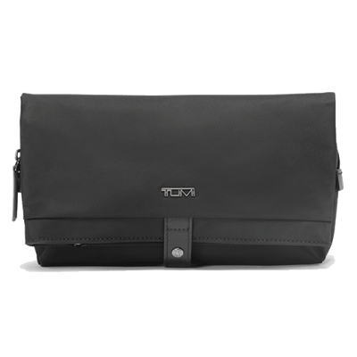 voyageur black cosmetic pou