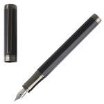 The nib of this fountain pen has been made out of stainless steel.