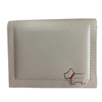 This Radley ladies card holder is part of their Heritage Lane collection and comes with the brand name on the front.