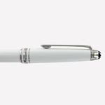 This Montblanc Meisterstück rollerball pen is made from a white resin on the cap with stainless steel finish.