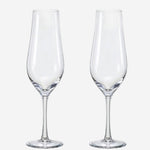 These Classic Collection 2 x 17cl Champagne Flutes have been designed by Royal Scot Crystal.