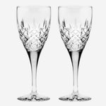 This set of 2 London 2 x 32cl Large Wine Glasses by Royal Scot Crystal makes a lovely gift paired with a bottle of their favourite bubbly.