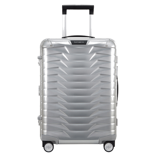 Samsonite's Proxis Alu Spinner Carry On Case, 55 cm is made out of aluminium and weighs 5.2 kg.