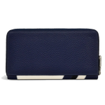 110221 mountain wanderer purse1