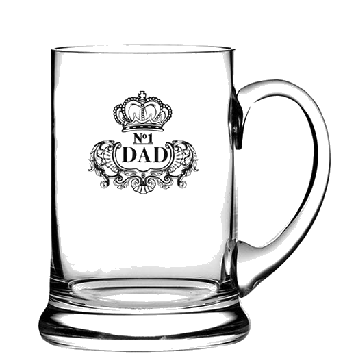 This St Andrews 'No.1 Dad' Engraved Real Ale Tankard has been designed by Royal Scot Crystal.