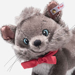 Close up of the Steiff 17 cm Limited Edition Disney Aristocat Berlioz.