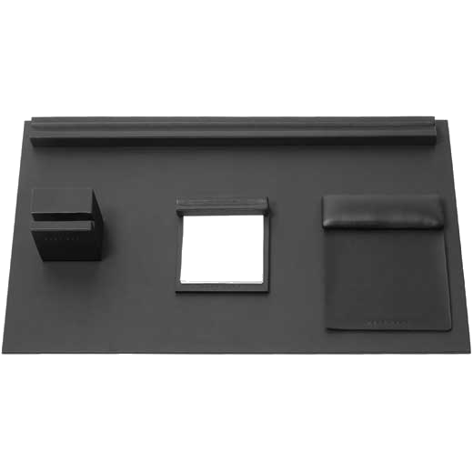 This desk set has been created by Hugo Boss.