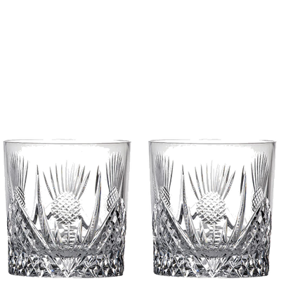 These Royal Scot Crystal Scottish Thistle 2 x 26cl Whisky Tumblers feature the engraving of an iconic Scottish symbol.