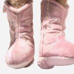 The cowgirl boots with star embroidery on the Pink Cowgirl Hoppie Rabbit 32 cm.
