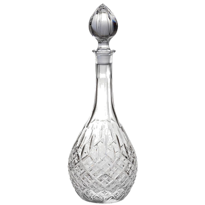 This Royal Scot Crystal London 100cl Wine Decanter has been crafted out of hand-cut crystal.