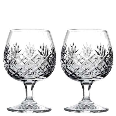 These Royal Scot Crystal Edinburgh 2 x 32cl Brandy Glasses are perfect for your favourite liquor.