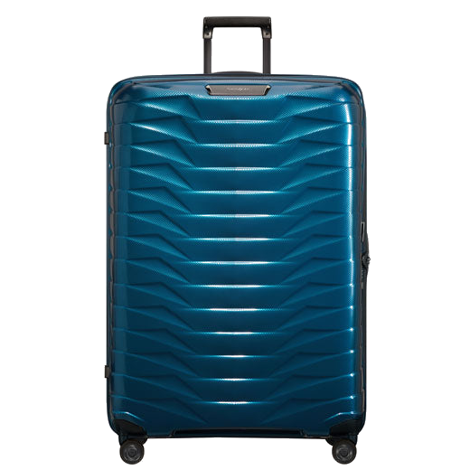This Samsonite Proxis Petrol Blue Spinner XXL Suitcase, 86 cm is the largest out of the range and is suitable if you're travelling for long periods of time.