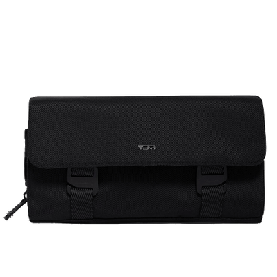 tumi hanging travel kit 1