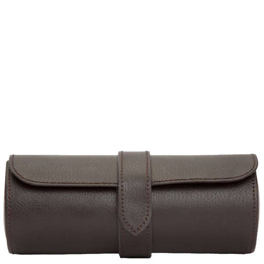 The WOLF 1834 Brown Blake Triple Watch Roll with Capsule has been crafted out of smooth leather.