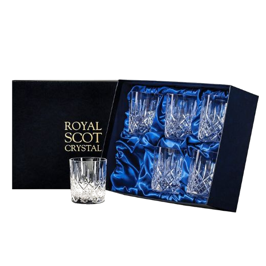 This Royal Scot Crystal London 6 x 33cl Large Tumblers comes in a gift box that is lined with blue satin that has a luxe feel.