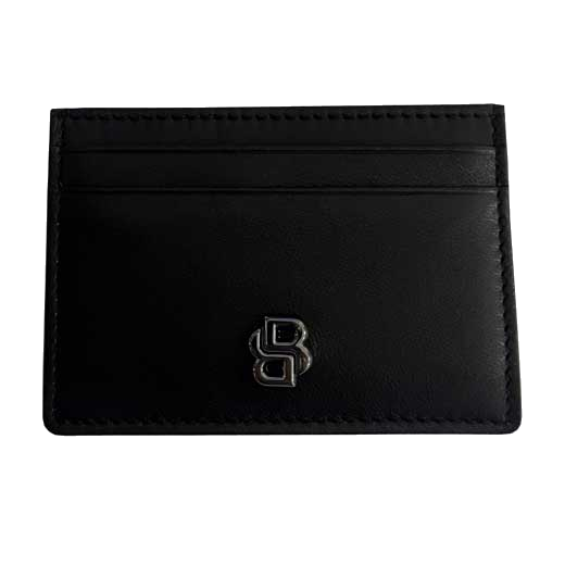 This Hugo Boss card holder is made from a black smooth leather material.