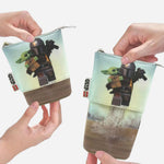 LEGO ® Disney Star Wars™ Pop Up Pencil Case with The Mandalorian™ and Grogu™