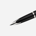 Nib of CARÈNE Black Lacquer and Chrome Fountain Pen by Waterman.