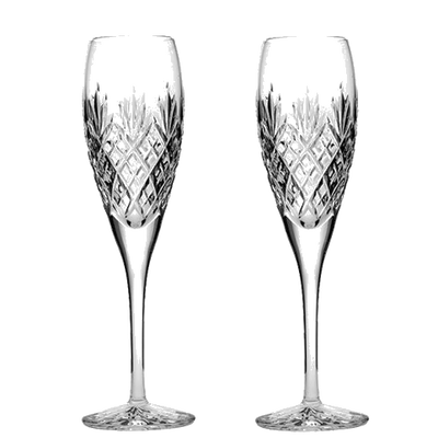 These Edinburgh 2 x 18cl Champagne Flutes have been designed by Royal Scot Crystal.