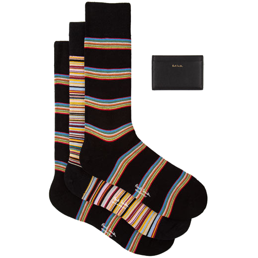 This Paul Smith Signature Stripe Card Holder can be embossed on the day of purchase.