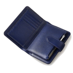 You will find 13 card slots and a zipped compartment inside this Hillgate Medium Bifold Evenfall Leather Purse by Radley.