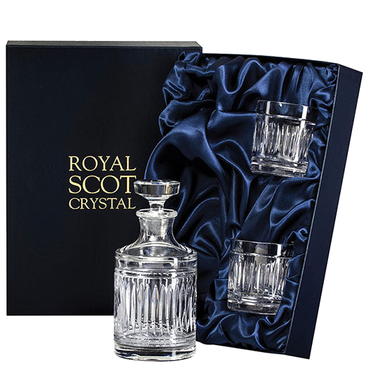 This round 50cl Royal Scot Crystal Art Deco decanter can be engraved on the day of purchase.