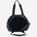 This BOSS Catch 3.0 comes with a main open zipped compartment.