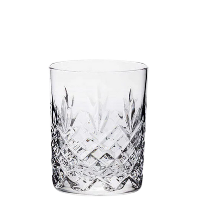 This Edinburgh 21cl Single Whisky Tumbler has been designed by Royal Scot Crystal.