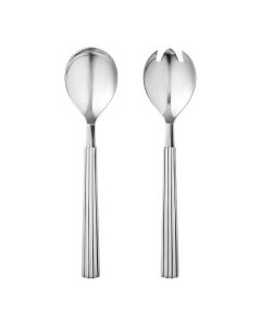 These Georg Jensen Mirror Polished Bernadotte Salad Servers look great in every kitchen and are made of sturdy stainless steel.