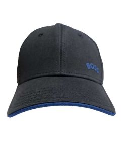 This Hugo Boss Navy cap comes with a blue trim around the peak.
