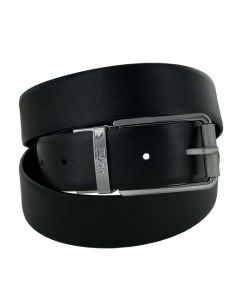 This Hugo Boss black reversible leather belt comes with the logo engraved onto the buckle.