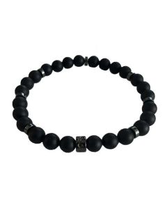 This Hugo Boss bracelet comes with black matte agate beads. 