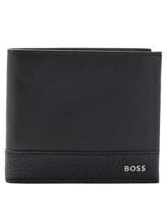 This Black Gavin 4CC Wallet is designed by BOSS. 
