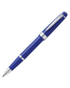 This Bailey Light Blue Rollerball Pen by Cross is made from glossy lacquer and polished silver trims.