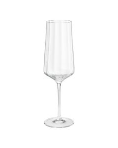 These Bernadotte Champagne Flute Glasses, Set of 6 by Georg Jensen look great in any kitchen and are great for any celebration.