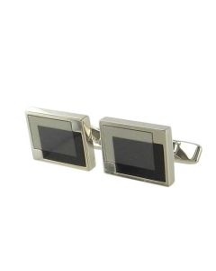 This pair of Hugo Boss cufflinks come with a silver and black design.